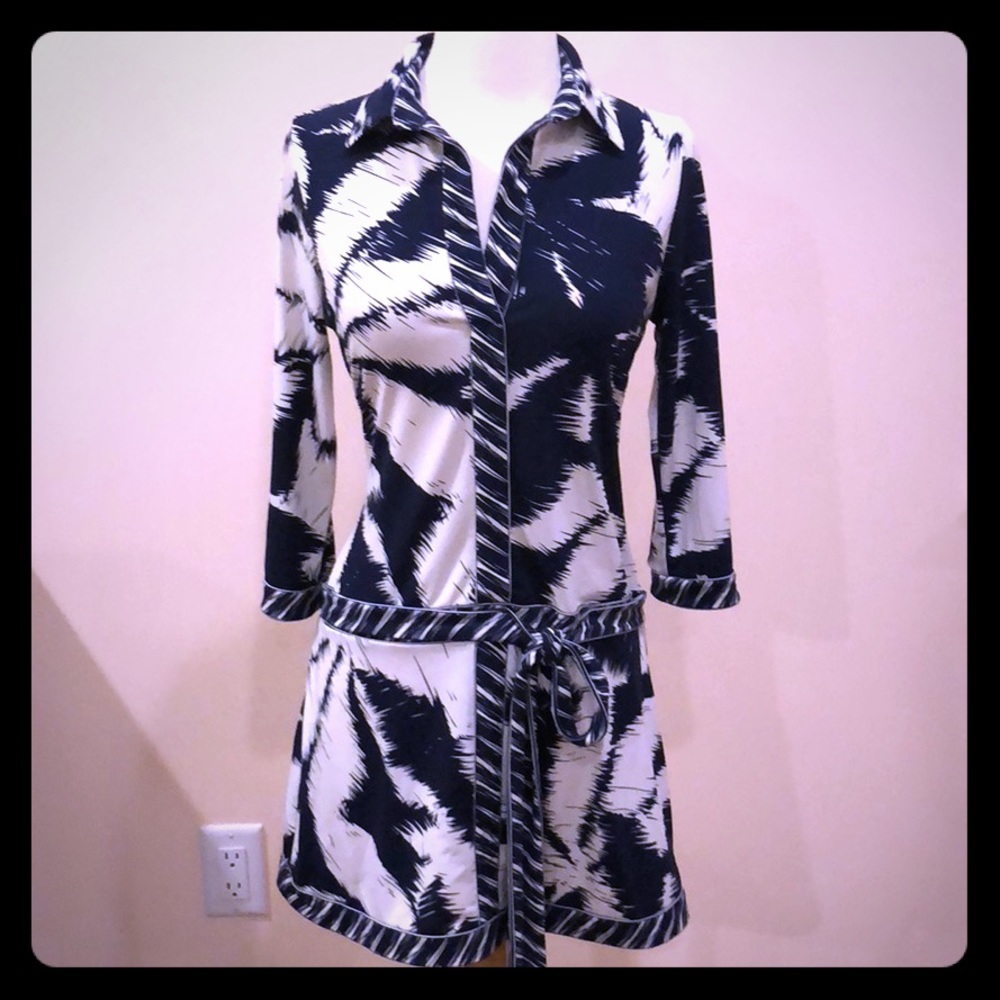 BCBGMaxazria mini dress